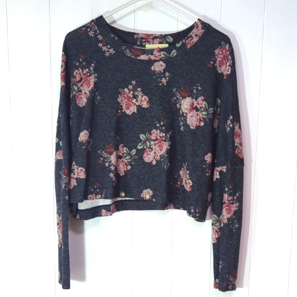 ♥️5/$25 Crop Top Floral Top
